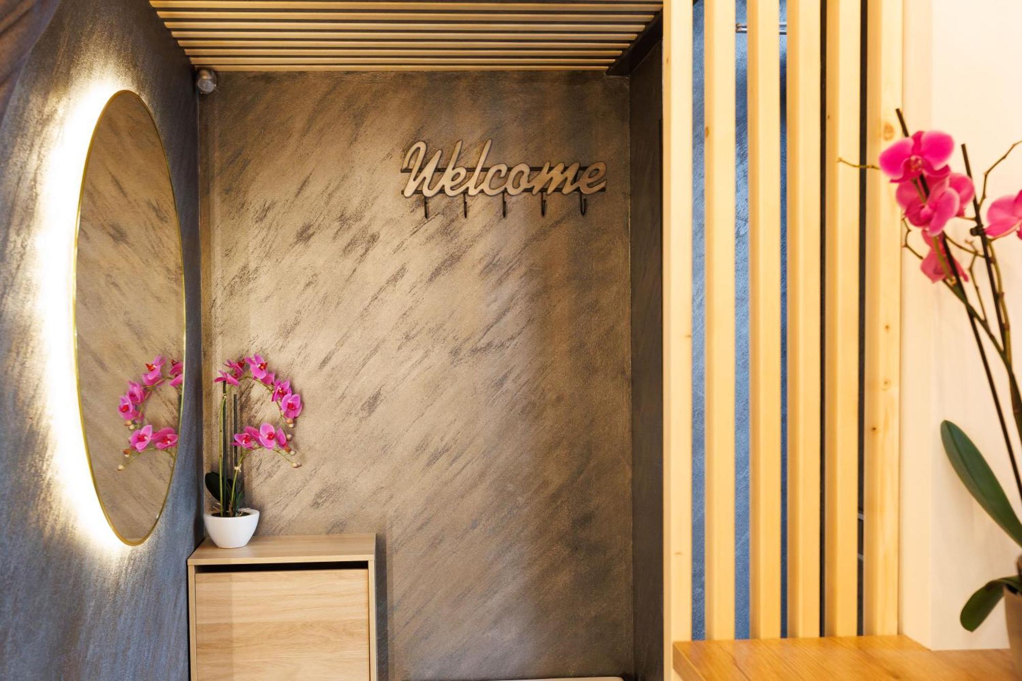 Leo Apartment Suite & Private Spa Zone - Old City Bratislava Eksteriør bilde