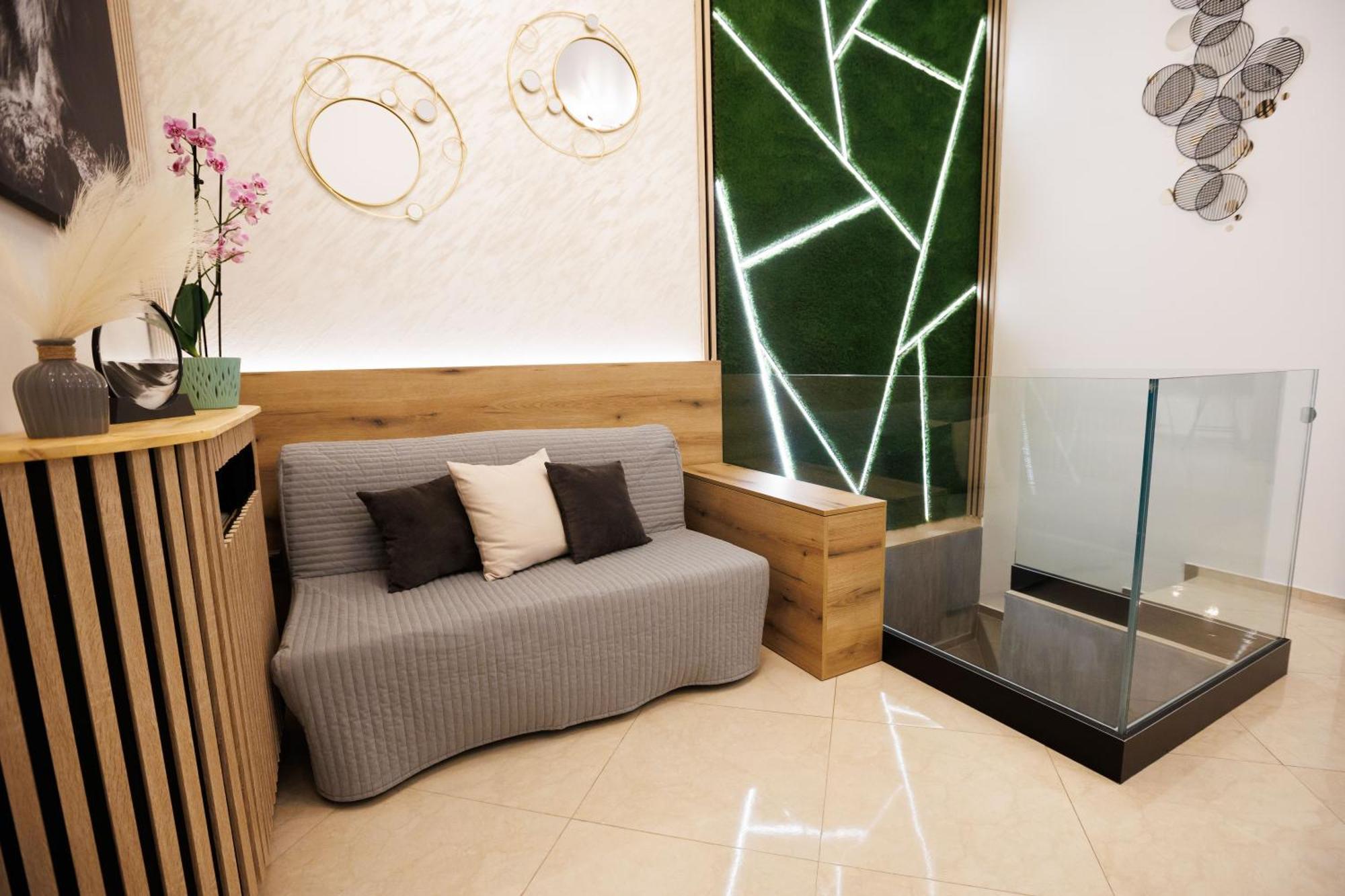 Leo Apartment Suite & Private Spa Zone - Old City Bratislava Eksteriør bilde